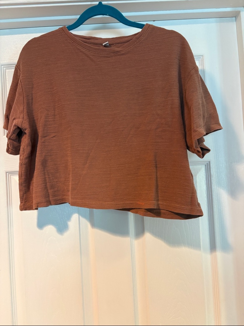 Uniqlo Women's Cropped Short Sleeve Top - Rust - Picture 3 of 3